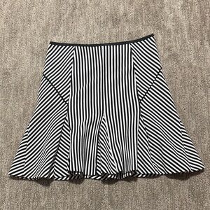 Banana Republic Black and White Striped Women's Skirt